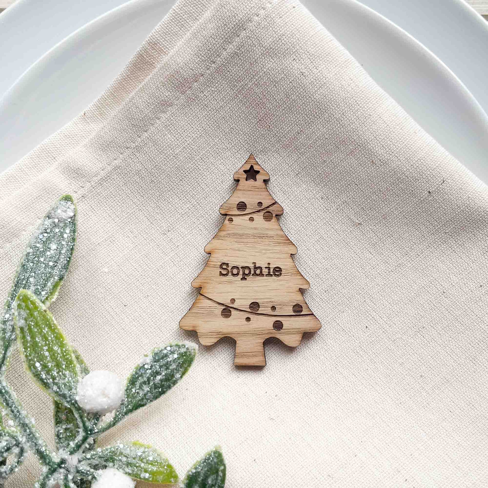 Christmas Tree Table Name Setting