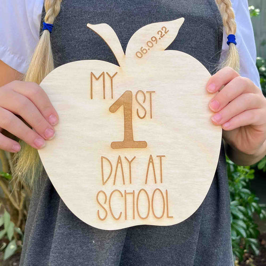 PHOTO PROP FOR FIRST 1ST DAY AT SCHOOL. PERSONALISED WITH DATE
